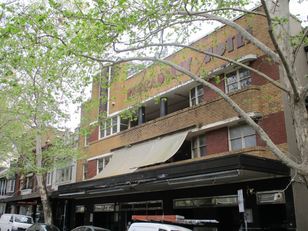 PICCADILLY HOTEL, POTTS POINT